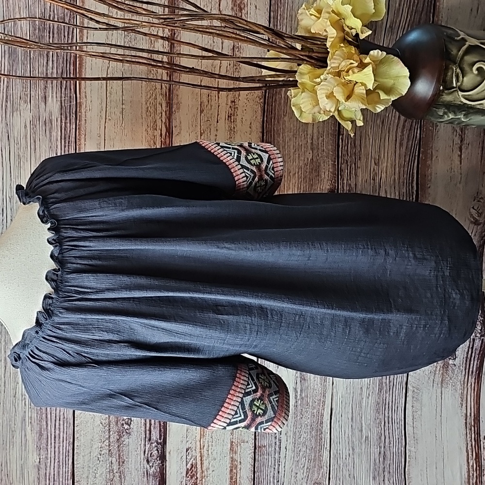 JOHN PAUL RICHARD BLACK EMBRODERED BOHO PULLOVER TOP - Picture 6 of 15